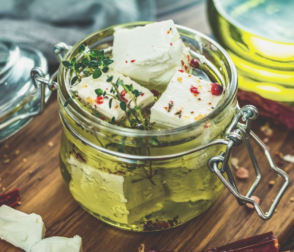 Feta marinée à l'huile d'olive-vinaigres-codina-artisanat-recettes-lagrasse-