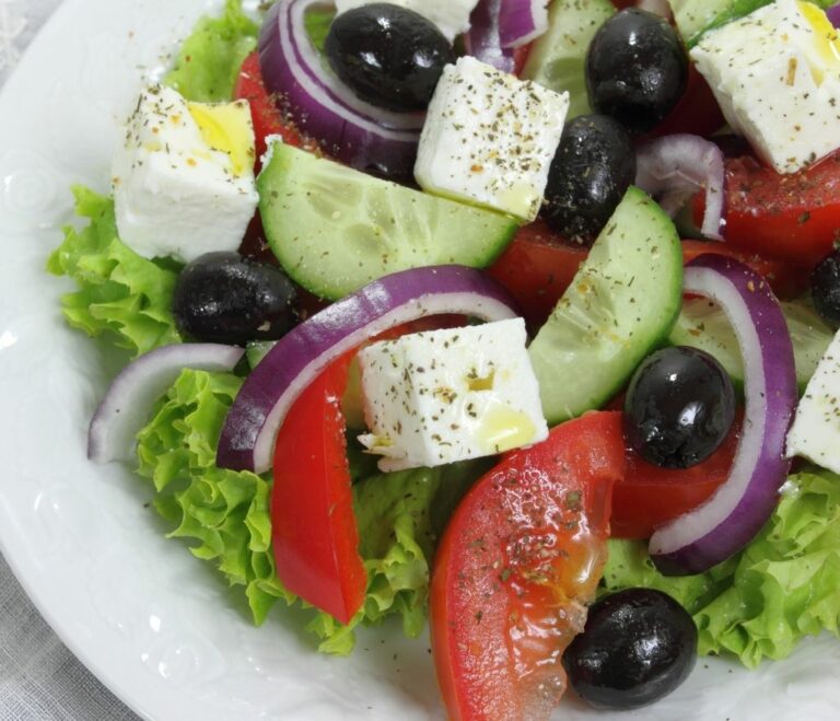 salade grecque-vinaigres-codina-artisanat-recettes-lagrasse